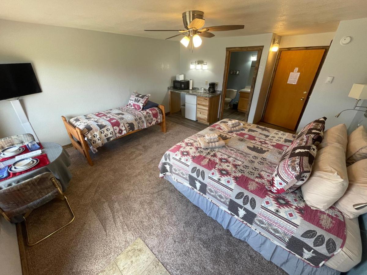 Denali Lakeview Inn Хілі Екстер'єр фото