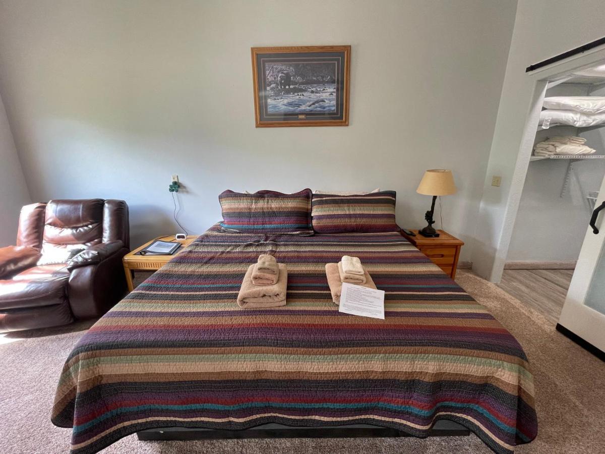 Denali Lakeview Inn Хілі Екстер'єр фото