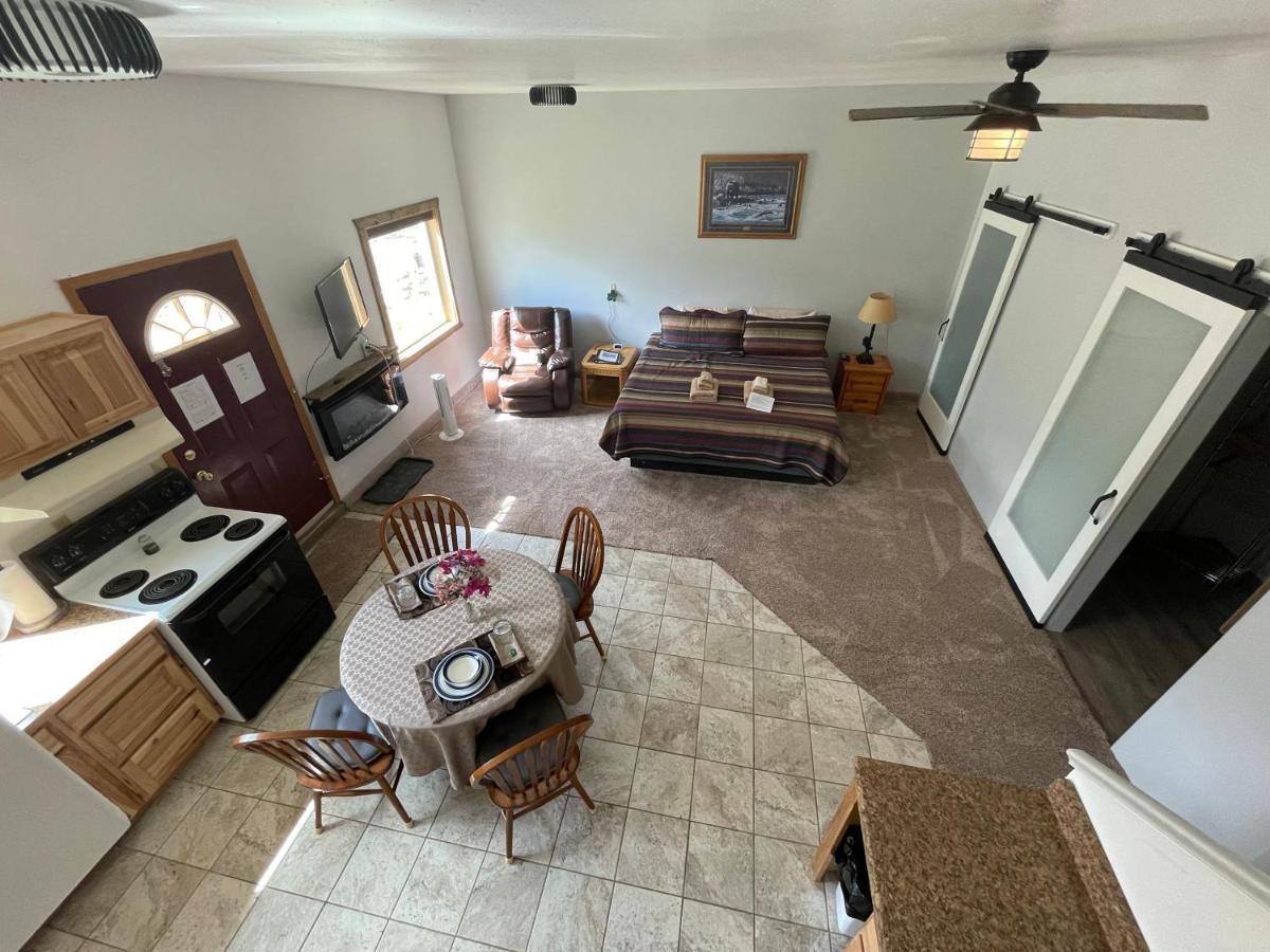 Denali Lakeview Inn Хілі Екстер'єр фото