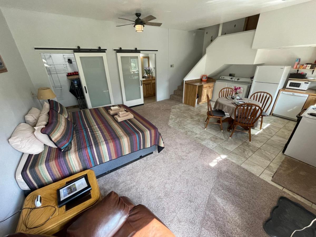 Denali Lakeview Inn Хілі Екстер'єр фото