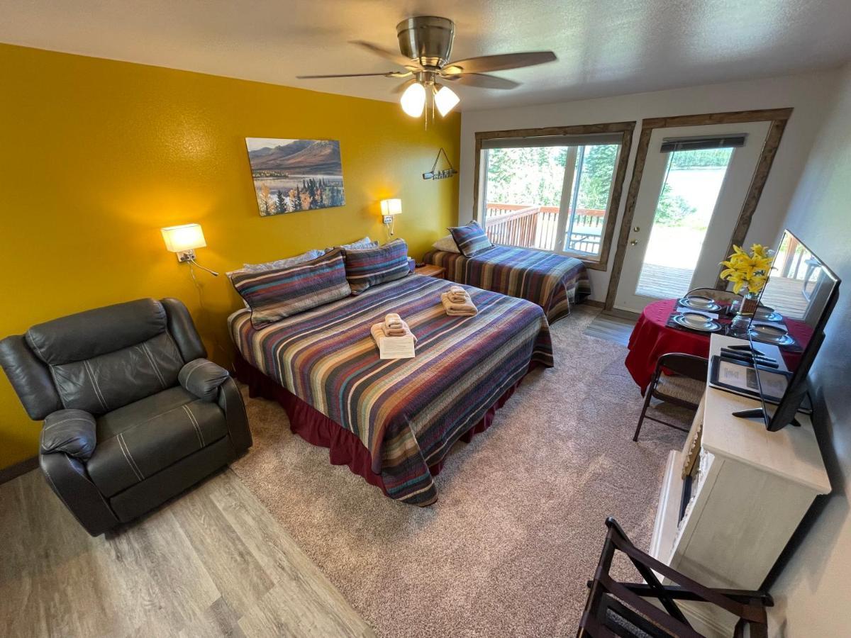 Denali Lakeview Inn Хілі Екстер'єр фото
