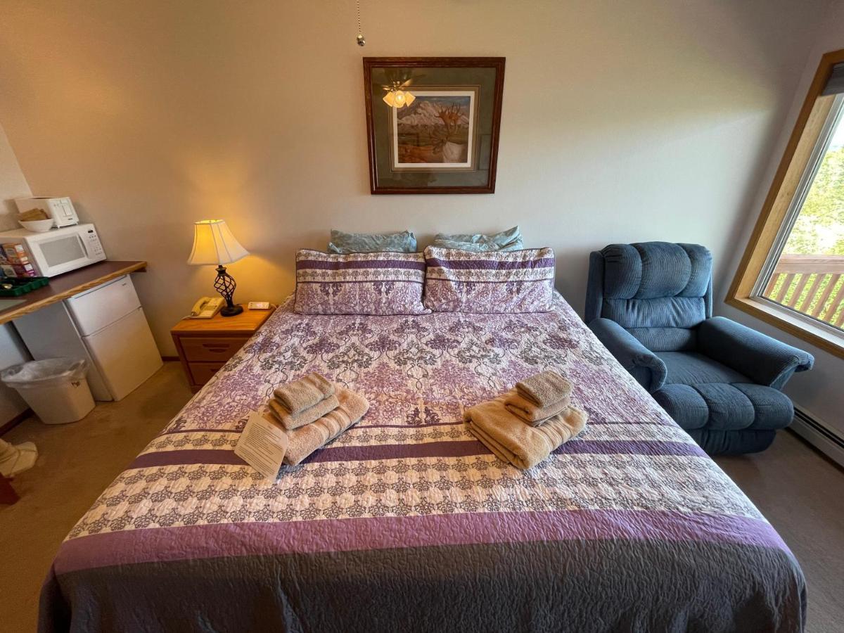 Denali Lakeview Inn Хілі Екстер'єр фото