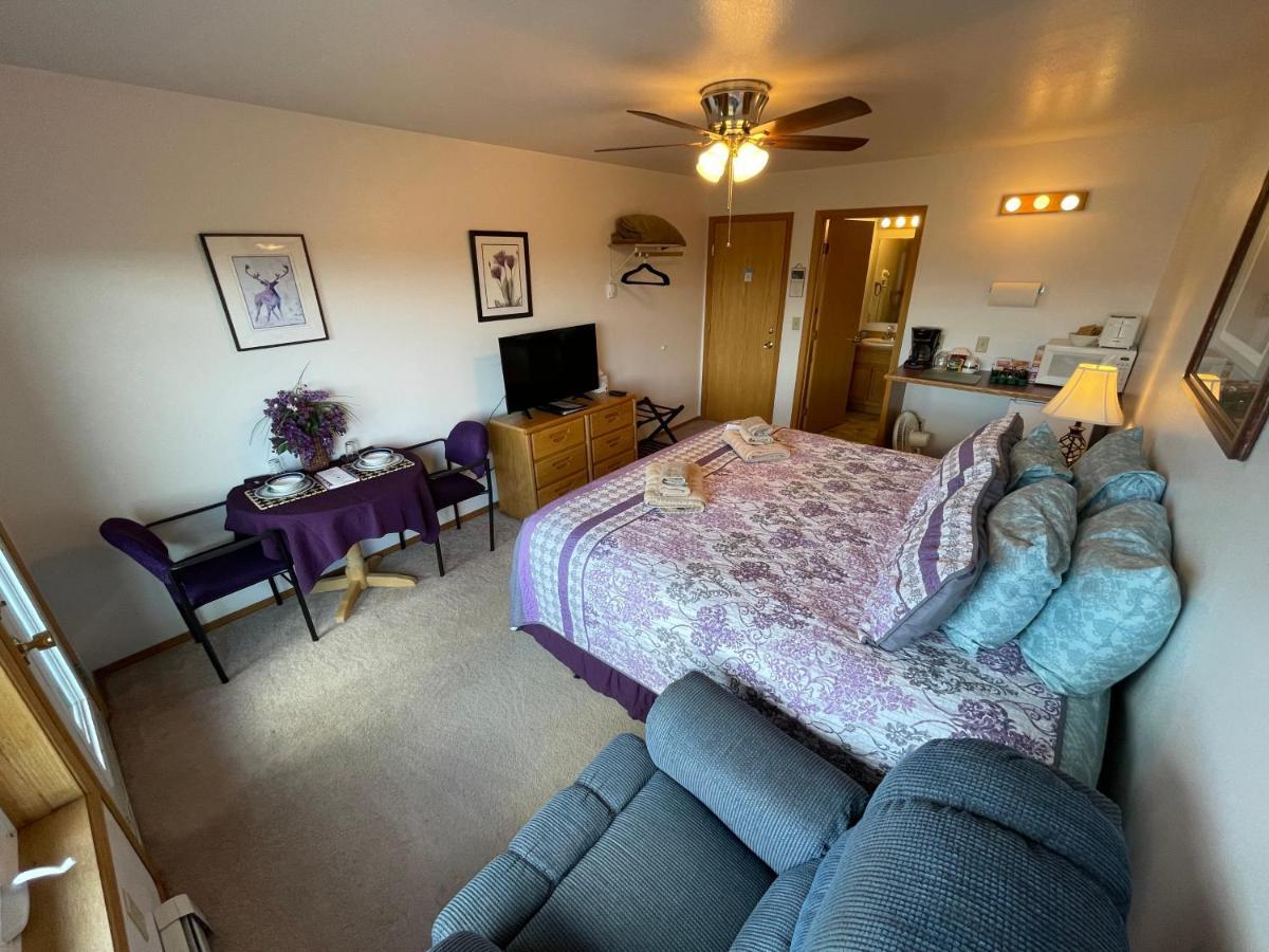Denali Lakeview Inn Хілі Екстер'єр фото