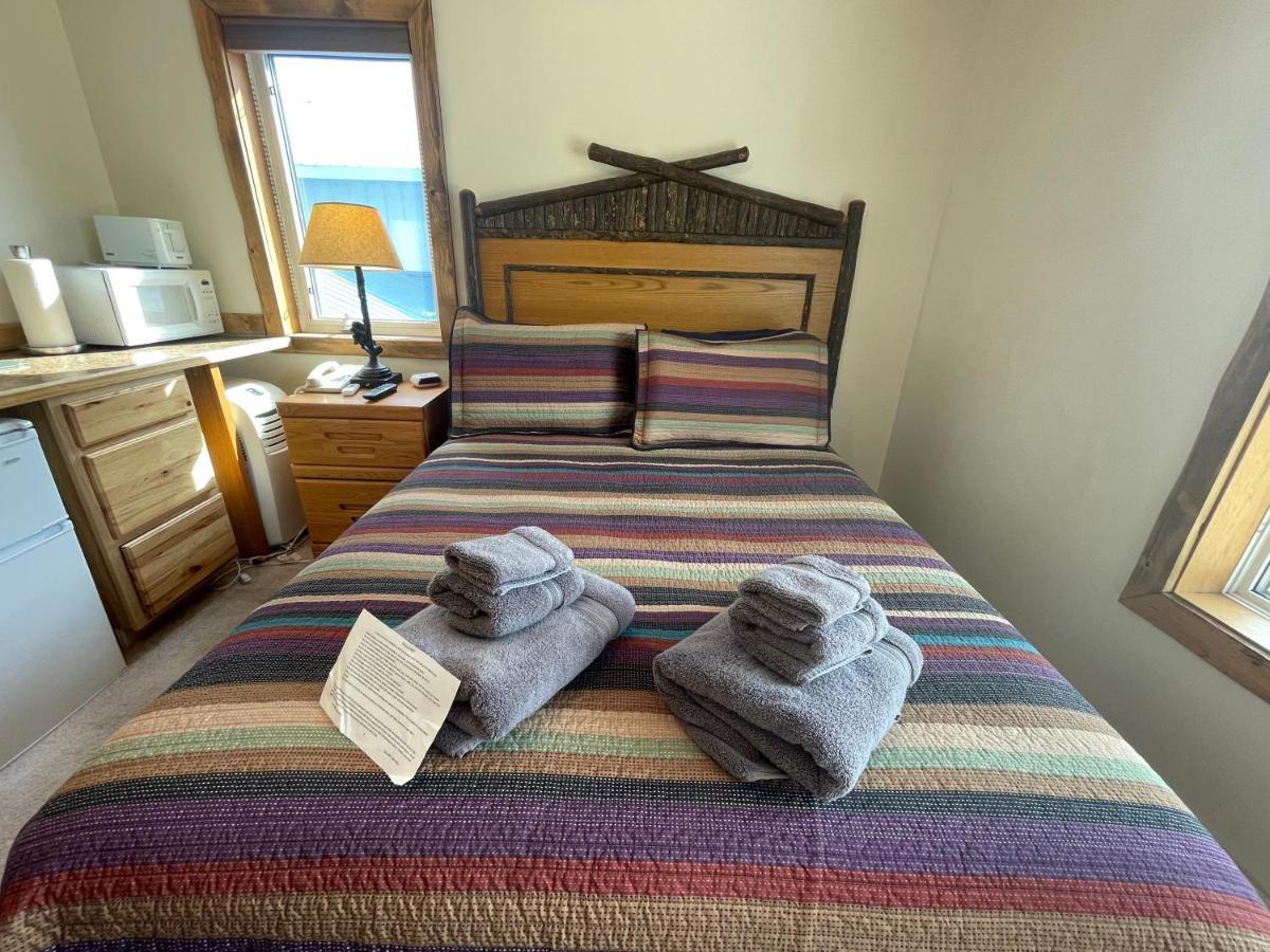 Denali Lakeview Inn Хілі Екстер'єр фото